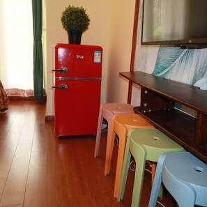 Spanish Flamengo Suite Twin Beded Room | Blackout drapes, iron/ironing board, free WiFi - ATRIUM FENGZHU HOMESTAY (Beijing)