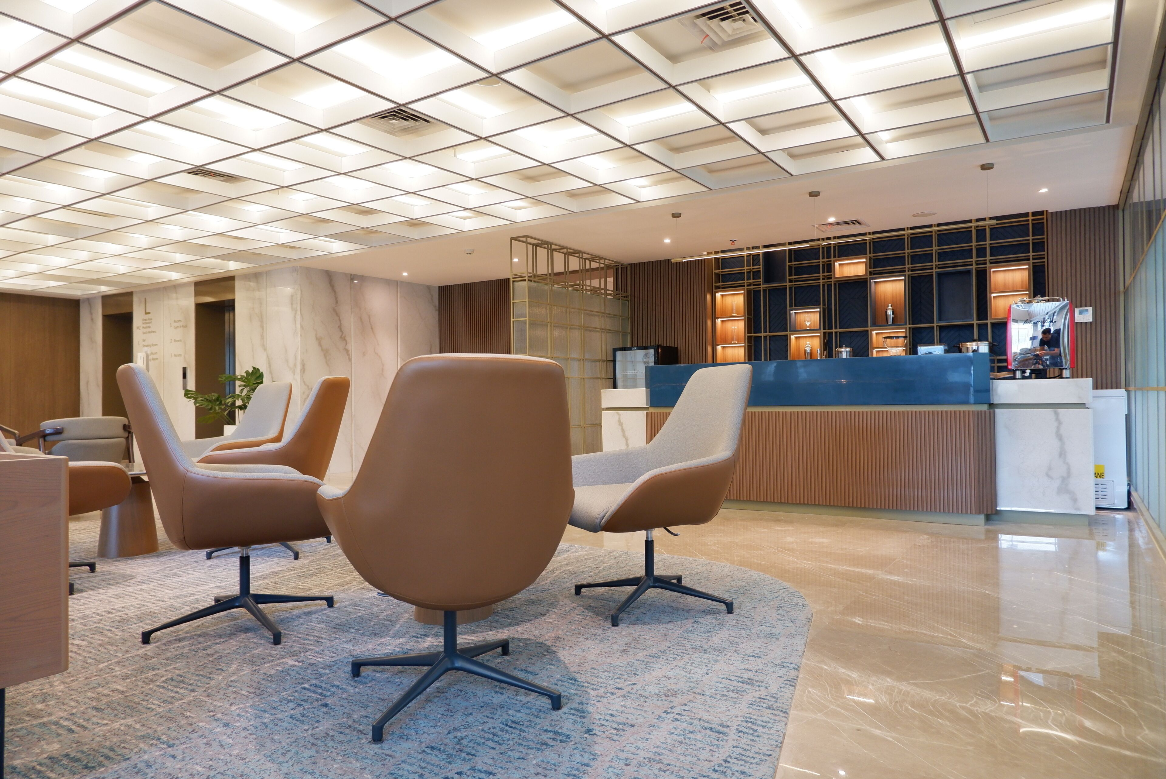 Lobby lounge