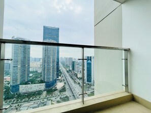 Luxury-Apartment, 1 Schlafzimmer, Küche | Terrasse/Patio