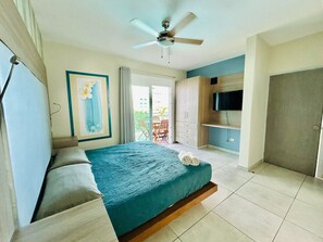2 bedrooms, desk, iron/ironing board, free WiFi