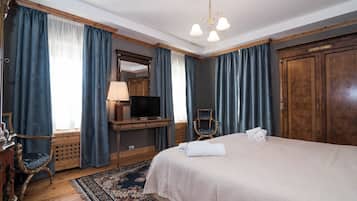 1 Schlafzimmer, Minibar, Zimmersafe, individuell dekoriert