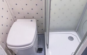 Shower - Gorgeous home in Hova with WiFi (Hova)