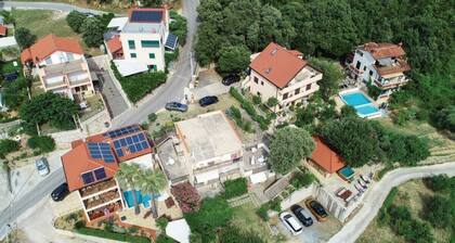 Villa Davorka in Supetarska Draga - Haus für 8 Personen