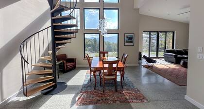 Top of the Hill Modern Retreat