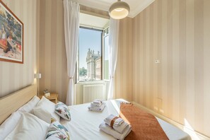 2 dormitorios, tabla de planchar con plancha, wifi y ropa de cama