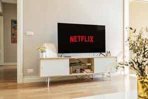 Interior - Scenic apartment near the Colosseum (Roma)