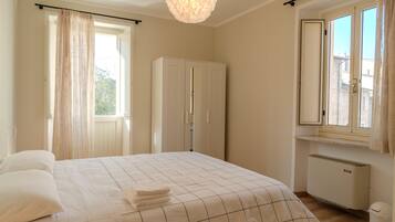 1 chambre, coffres-forts dans les chambres, Wi-Fi gratuit, draps fournis