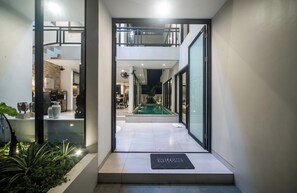 Deluxe Villa, 3 Bedrooms, Balcony, Mountain View | Floor plan - Alsava Villa and Suites (Canggu)