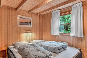 4 bedrooms, free WiFi