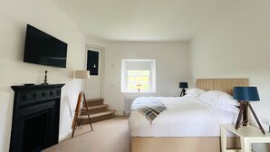Unclassified image, 3 of 15, button - Renovated Barracks Overlooking River Blackwater (Ballyduff)