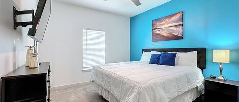 1 Schlafzimmer, Schreibtisch, Bügeleisen/Bügelbrett, Reisekinderbett