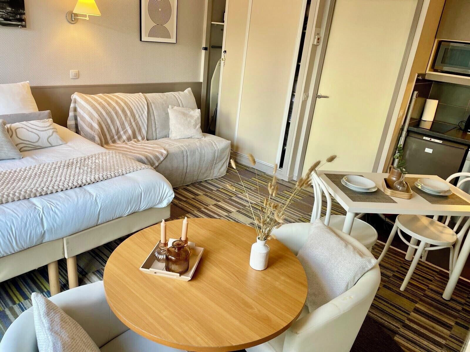 Televisión y futbolito 