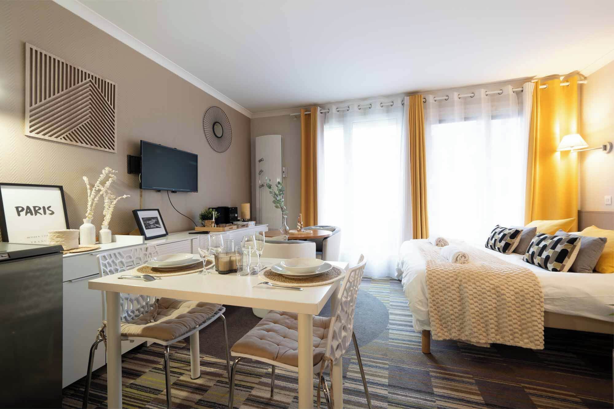 1 chambre, fer et planche à repasser, Wi-Fi, draps fournis