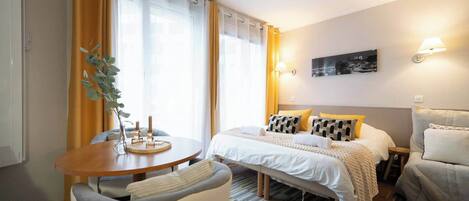 1 bedroom, iron/ironing board, WiFi, bed sheets