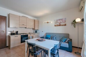 Interior - Adele's House - with pool terrace and WiFi (Sirmione)