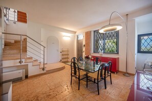 Dining - VillasGarda - Villa Lorena Carbona (TORRI DEL BENACO)