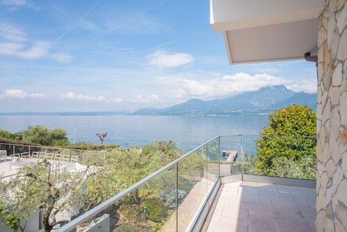 VillasGarda - Villa Lorena Carbona