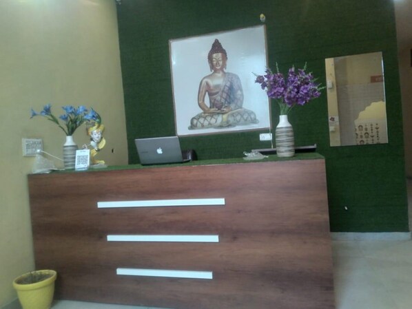 Reception - Goroomgo Hansi Haryana (Hansi)