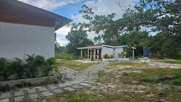 Dusche, Seife, Shampoo, Toilettenpapier