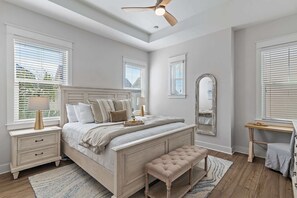 3 chambres, fer et planche à repasser, lit parapluie, Wi-Fi