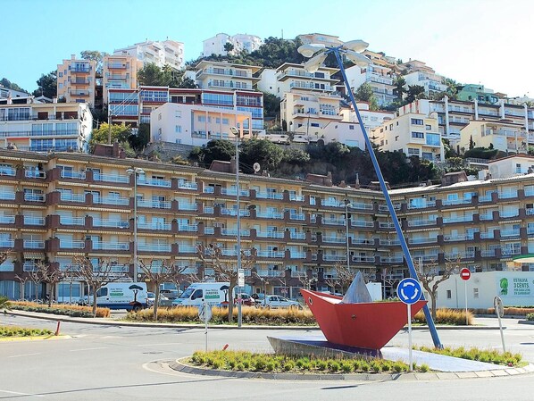 Exterior - Prime location in Roses, facing the port (Roses)