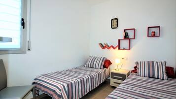 2 bedrooms