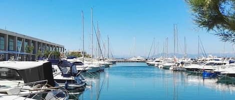 Marina
