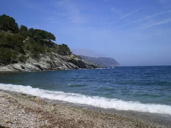 Beach - CALIFORNIA. Apartamento con vistas al mar en Roses, 2 dormitorios. (Roses)