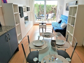 Dining - Modern Apt w/Terrace • Near Beach Pool (Roses)
