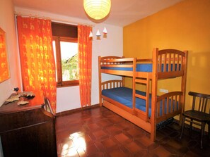 2 bedrooms