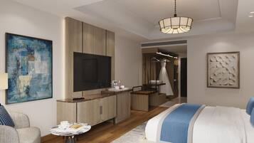 Desk, laptop workspace, iron/ironing board, free WiFi