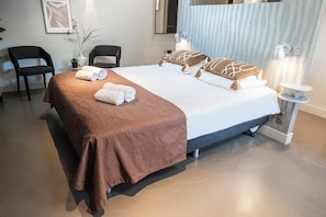 1 slaapkamer, een bureau, gratis wifi, beddengoed