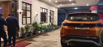 Goroomgo Prem Manor Roorkee