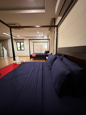 Perhestudio | Työpöytä, silitysrauta/-lauta, ilmainen Wi-Fi