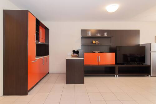 Apartment, 2 Bedrooms, Courtyard View | Private kitchen