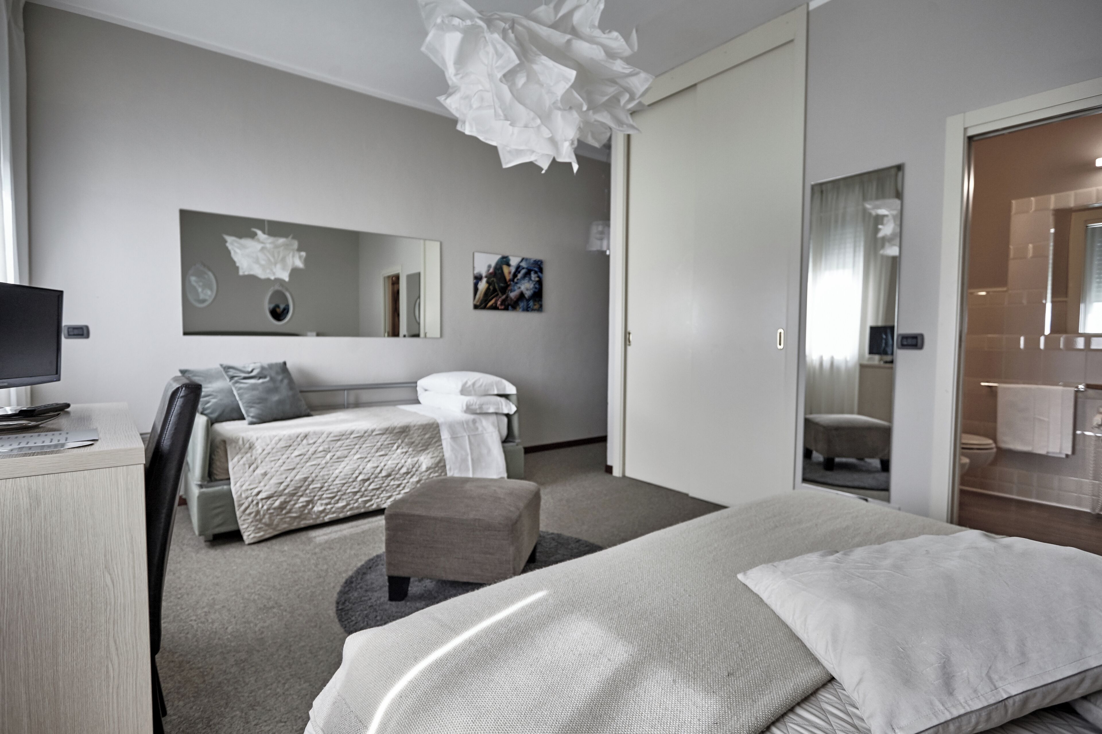 Minibar, in-room safe, desk, laptop workspace