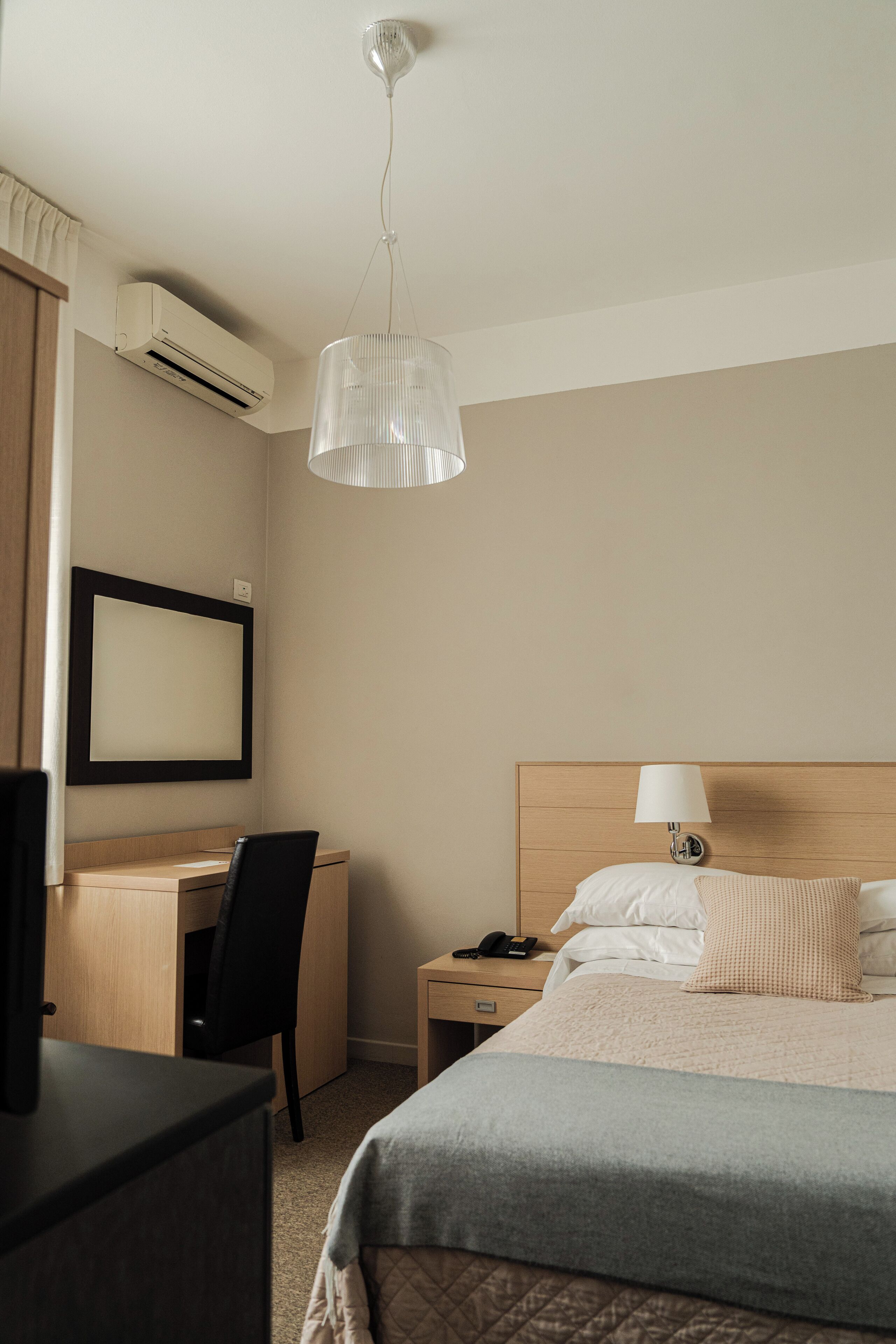 Minibar, in-room safe, desk, laptop workspace