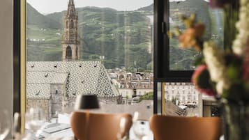 Breakfast, lunch, dinner served; Pan-Asian cuisine, garden views