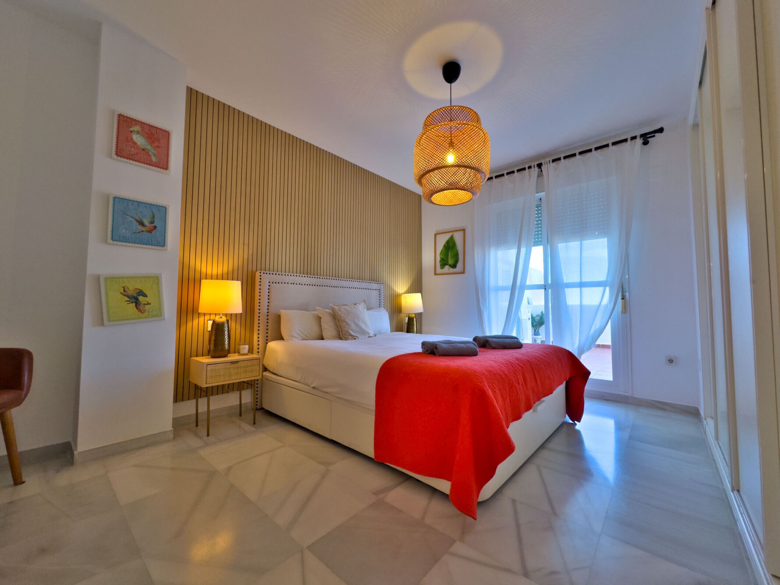2 dormitorios, tabla de planchar con plancha, wifi gratis y ropa de cama