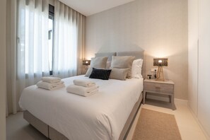 4 Schlafzimmer, Bügeleisen/Bügelbrett, kostenloses WLAN, Bettwäsche