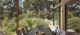 IDYLLIC RURAL ESCAPE BOASTING BREATHTAKING BUSHLAND VIEWS