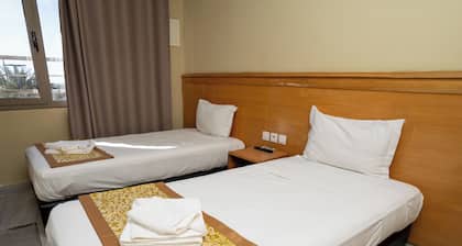 Hotel Golden Flora