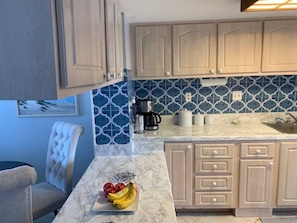 2 bedrooms - Ocean Front Condo in New Smyrna Beach FL (New Smyrna Beach)
