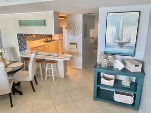2 bedrooms - Ocean Front Condo in New Smyrna Beach FL (New Smyrna Beach)