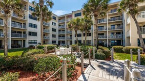 Apartment | 2 bedrooms - Castle Reef two bed two Bath Oceanview Condo (New Smyrna Beach)