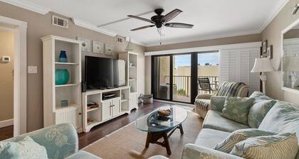Castle Reef two bed two Bath Oceanview Condo