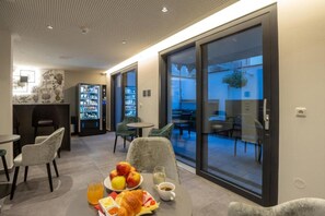 Dining - Double Room - Disability access by Arbio (Vienna)