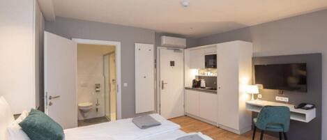 1 Schlafzimmer, Schreibtisch, WLAN