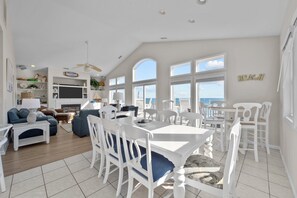 Dining - Hana Hou #178- Oceanfront Home w/ Private Beach Access, located in Surf City! (Surf City)