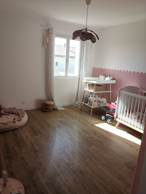 3 Schlafzimmer, WLAN